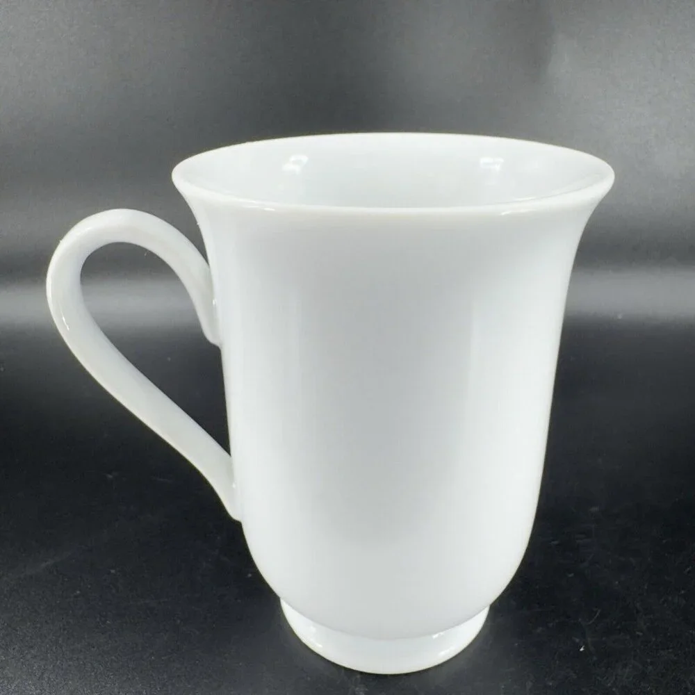 Pottery Barn PB White Porcelain Footed Coffee Mug Cup Set 2 Mugs Cups‎ Japan VTG